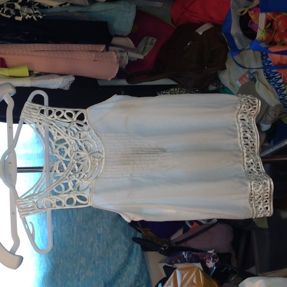 Trinity women's white sleeveless top sz small New - Picture 4 of 17